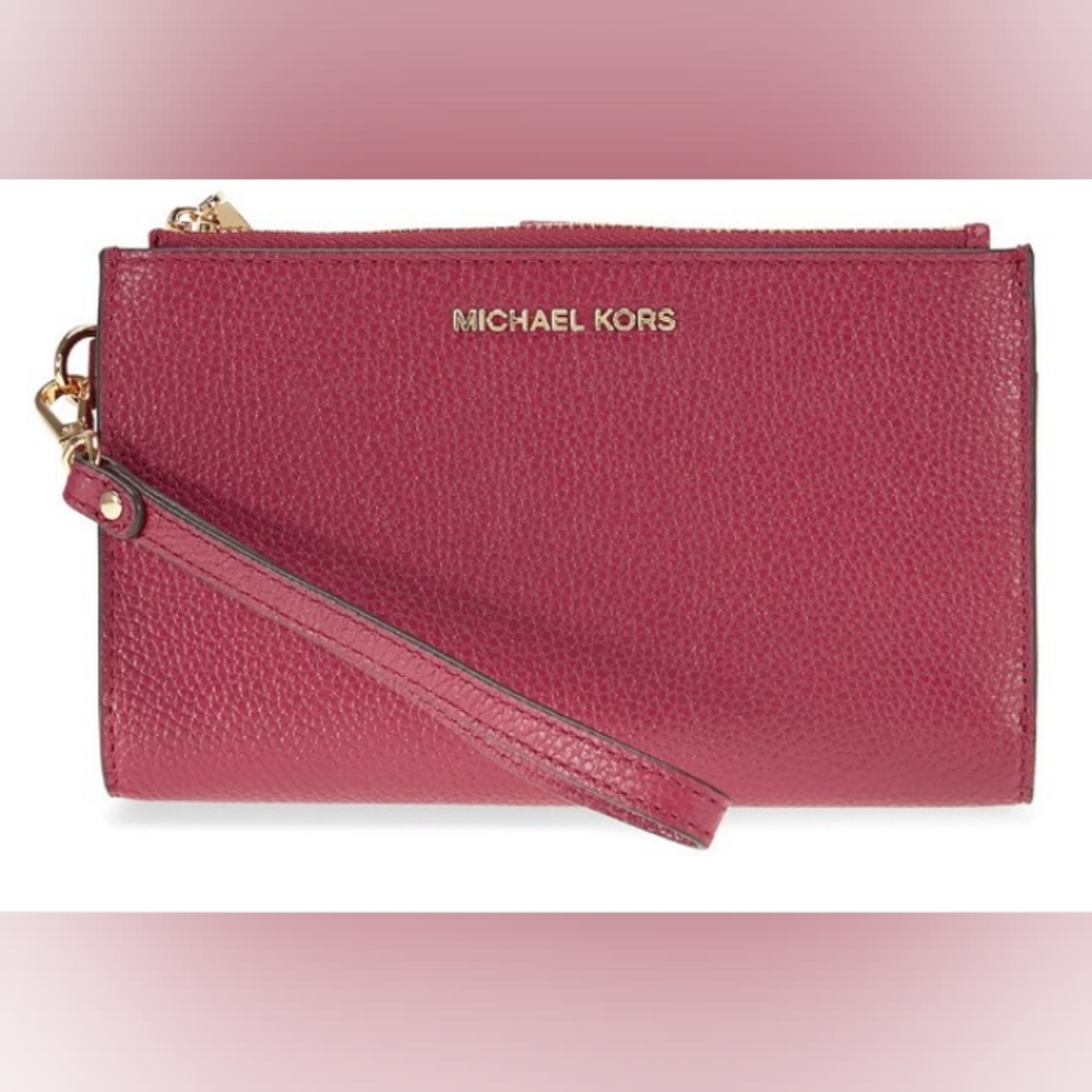 Michael Kors EUC Burgundy Leather Wristlet